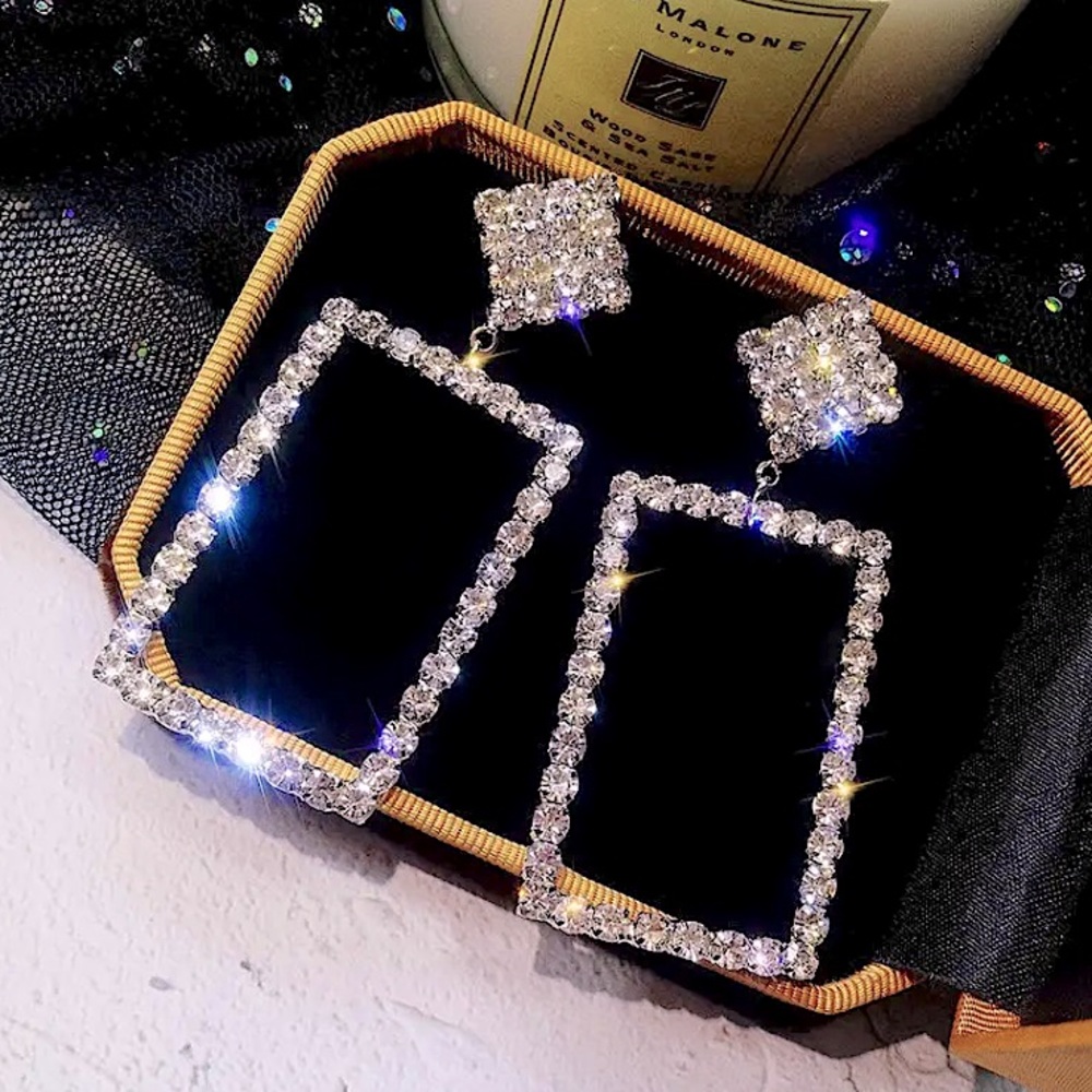 ⚜️[𝟯/$𝟭𝟴]⚜️NEW 925 Large Rhinestone Rectangular Drop Earrings - Picture 4 of 6